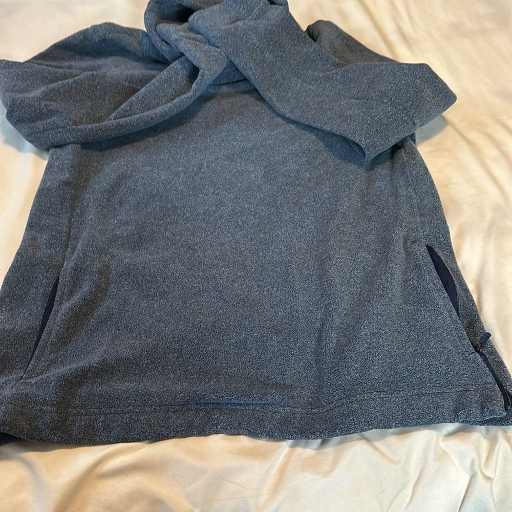 Women’s Nike Dry Fit Shirt Small